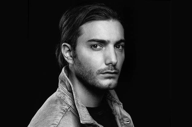 billboarddance's tweet photo. Swedish star @Alesso signs with Shots Studios for management (exclusive) https://t.co/QXQbWp4MdK https://t.co/w8XFdg0DN4