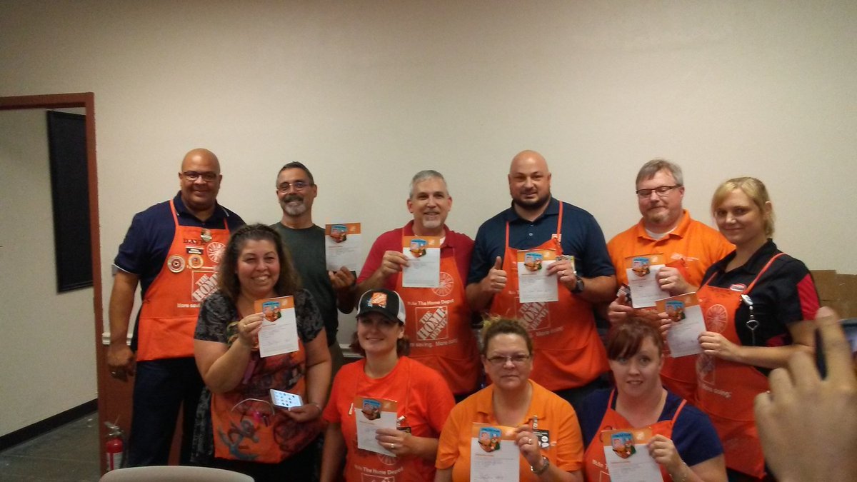 candy_kellem's tweet photo. Awesome job guys!! Way to represent our values!!
@david_jusino 
@normamolina 
@KyleneMaxwell https://t.co/AC5nuQsCWL
