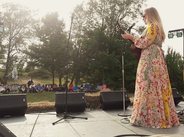 AmyRosalyn's tweet photo. Loved being a part of @LivelyLands this year. ❤️ https://t.co/WUIDWP4qB1