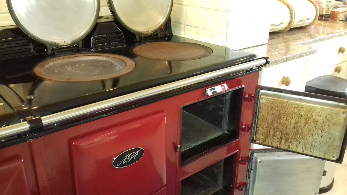 AGAovencleaning's tweet photo. Richards Aga cleaning colchester 😊

https://t.co/6RE3V4zgEu

#agacleaning #aga #Essex #suffolk #Cambridgeshire https://t.co/jUXP55uOGw