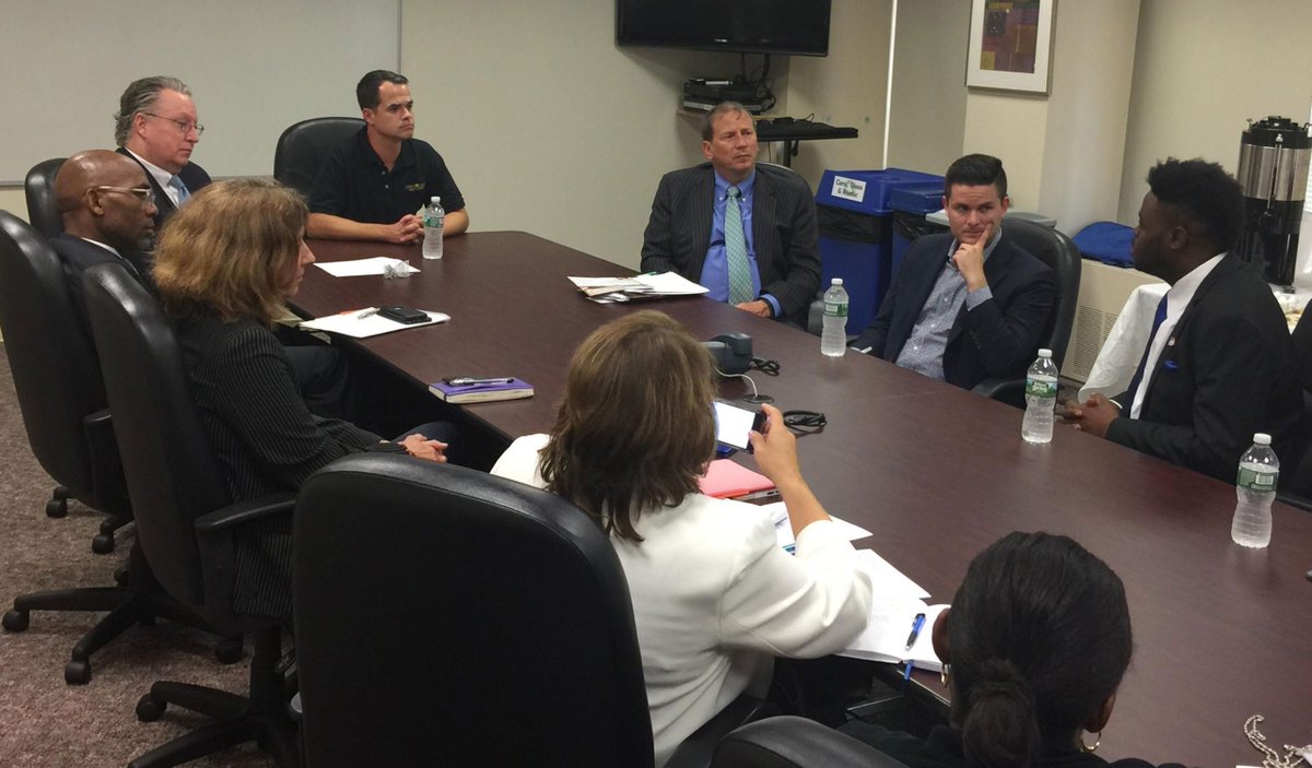 BerkeleyCollege's tweet photo. Sen. @DavidCarlucci heard student-#veteran Christopher Hendricks explain how support from @BerkeleyCollege helped him discover his passion! https://t.co/eqKjsmOsmg
