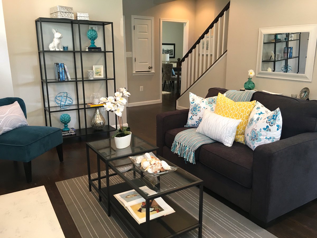 walltowallhs's tweet photo. Another vacant property transformed with #staging! https://t.co/quyrk5BpCm #homestaging #realestate #washingtondc #dc #dcrealestate #staged https://t.co/KPThEo8P9q