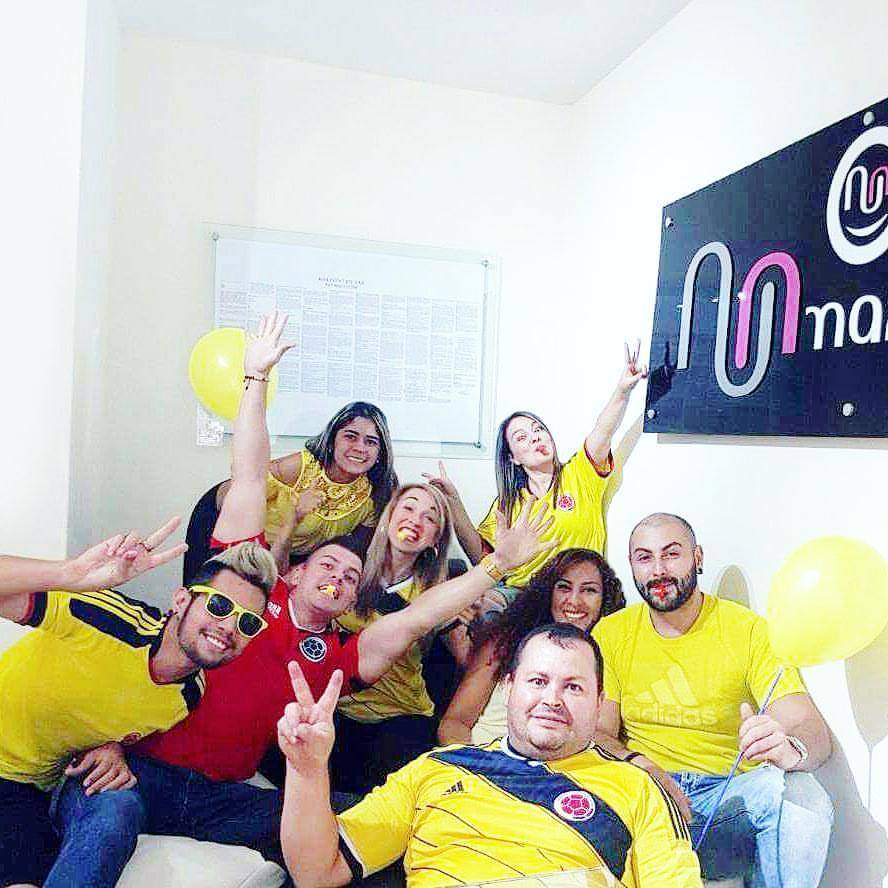 ¡La selección somos todos!🇨🇴🇨🇴🇨🇴
#VamosColombia #ConLaTricolorPuesta #EnEquipoMeAtrevo #CaminoRusia2018