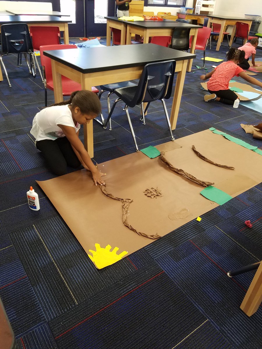 SpringhillGift1's tweet photo. 3rdMM- National Park backdrops #crazycreative #17kids @SpringhillGift1 @springhillsuns https://t.co/Jyz8AlfuC4