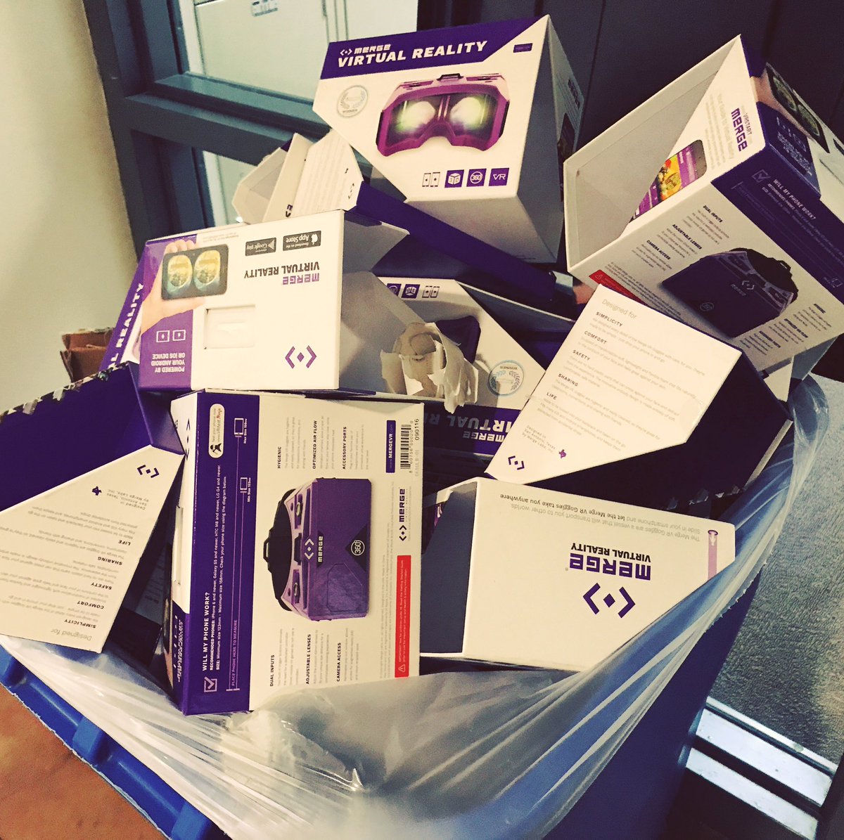 robmsantos's tweet photo. Recycling bin overflowing with boxes for #VR headsets. I must find this class... #gamedev #indiedev #ar #gameprof https://t.co/kWP5BdVUDO