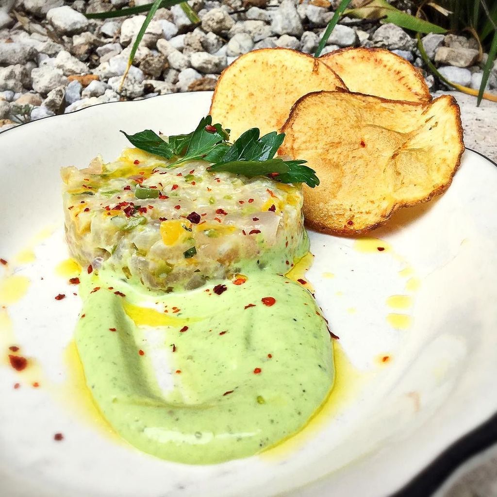 michaelsgenuine's tweet photo. Grouper Tartare with castelvetrano olives, preserved meyer lemon and parsley #grouper #thisismgfd #mgfddinner #ilovemiamispice #miamispice https://t.co/6PD0g9pxJr