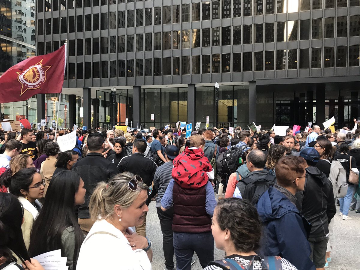 purplepantsuit's tweet photo. "We must kep our protests intersectional" #protectionforall #DACAprotest #Protectthedreamers https://t.co/DyjkMXMWPV