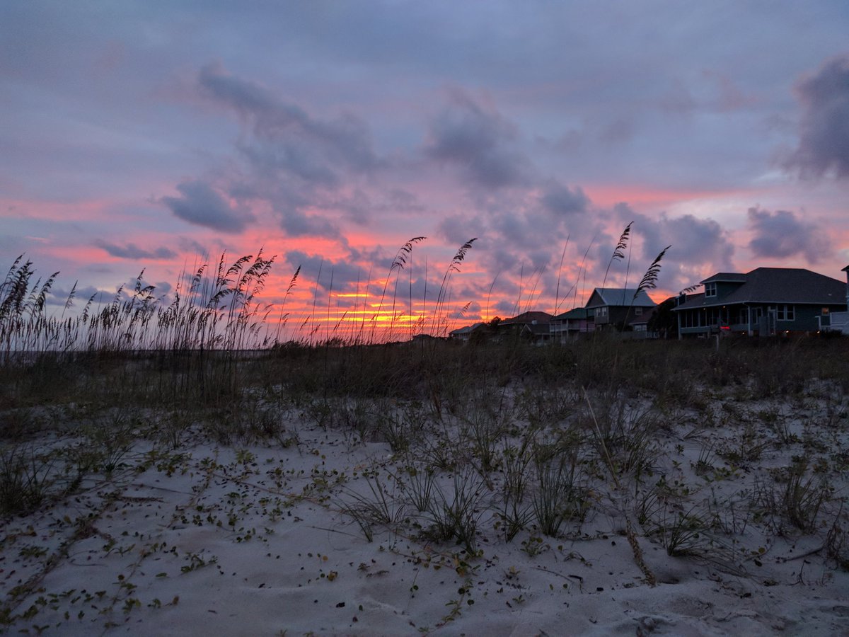 toddlear's tweet image. Another sunset shot at Port St Joe Beach @spann