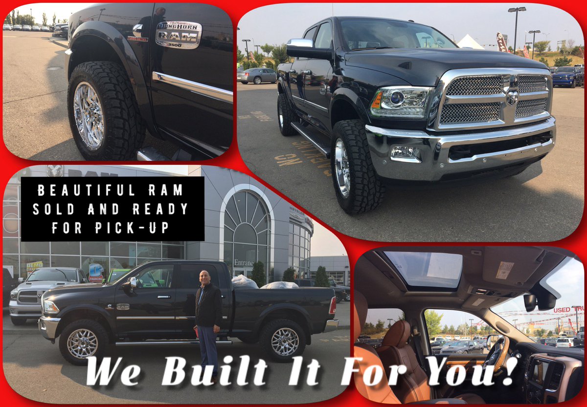 CrosstownYEG's tweet photo. Here at Crosstown Auto, We Built It For You! This truck's accessories were personally picked by our salesman Mazin. #XtownYEG #Built4You https://t.co/UVcDxDO5Y3