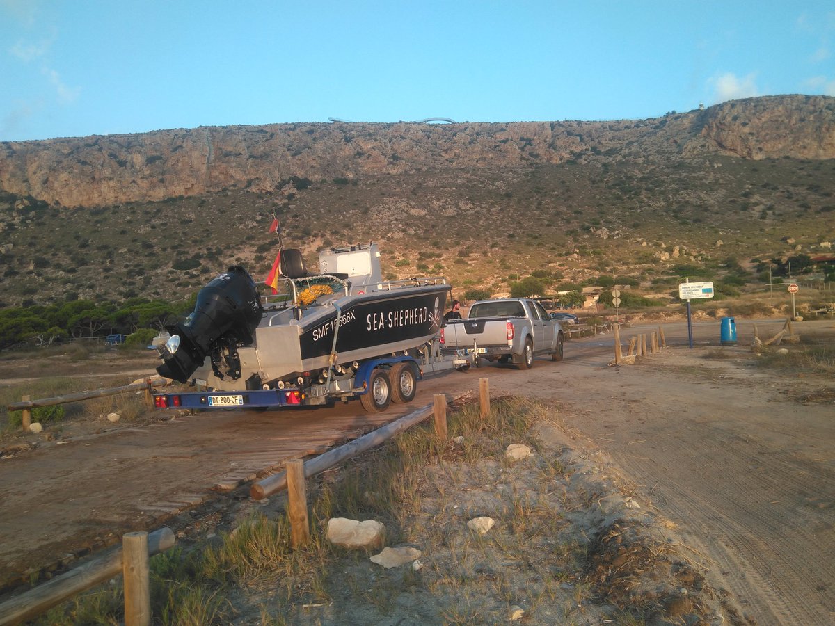 Clean_Beach_SP's tweet photo. Santa Pola con Sea Shepherd  operación mare Nostrum 3 quitando redes fantasmas con proyecto clean Beach, Antias Buceo y cofradía pescadores https://t.co/B4erGsmmcH