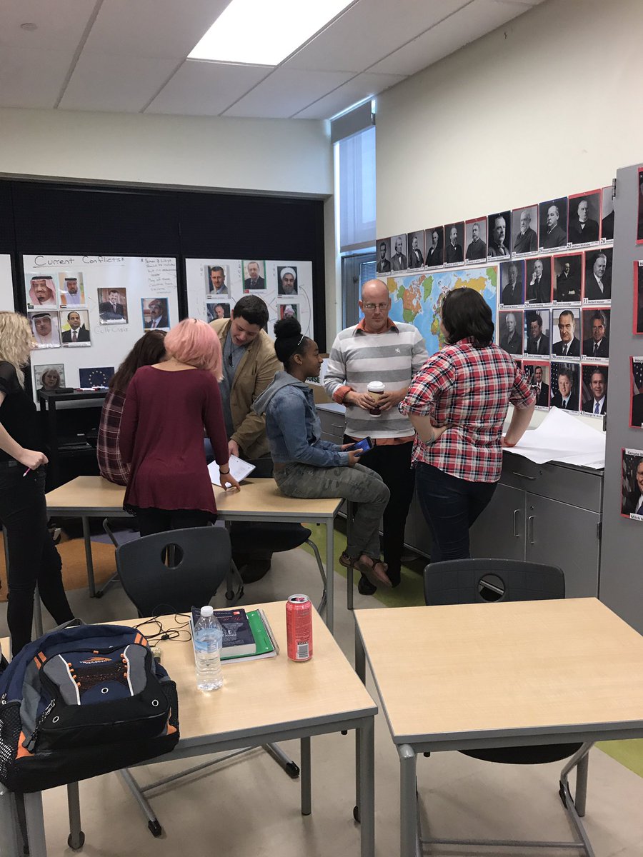 acassidy614's tweet photo. Got to see some awesome teachers in action today! #observemereyn #reynnovate @scbennett33 @Reyn_eSTEM @Ridgwayhistory @andreacallicoat https://t.co/c6yzNoKmlU