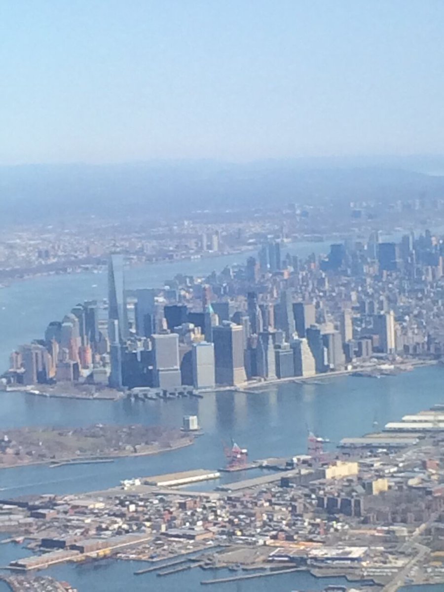 Our #accelerator program helps great #founders build better businesses. $100K initial funding. Apply for W'18: bit.ly/2vIliuB