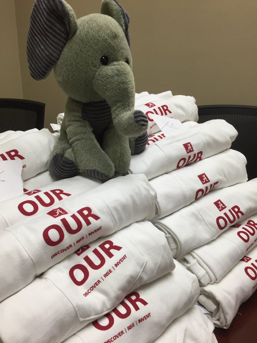 UA_ESP's tweet photo. Einstein is prepping for UA's Get on Board Day and he wants to see you at table #87! https://t.co/ASLGn0h9Fp