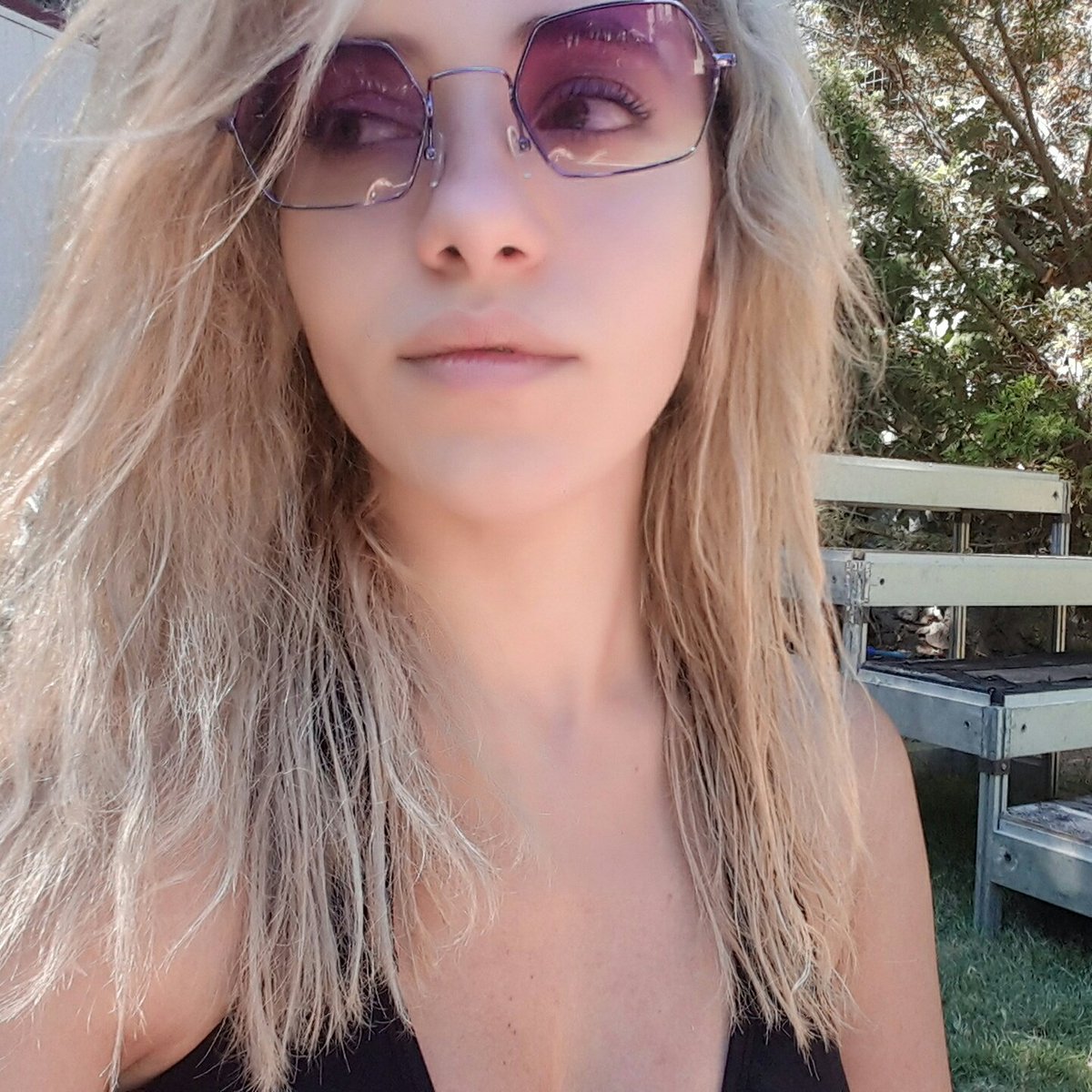 MadonnaOlacakms's tweet photo. #YeniProfilResmi #yazdabitti #kafepi #cesme #summervibes https://t.co/OsWDIiBdSK