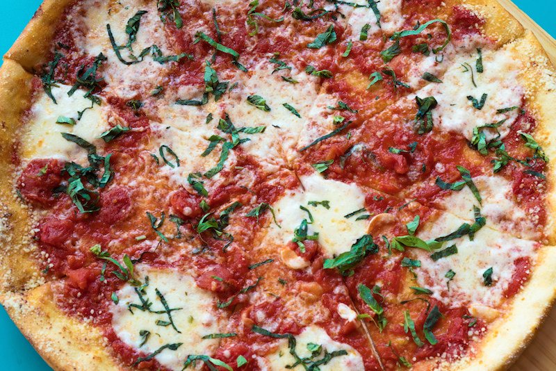 Dinner plans handled! 
#TheGrandma #garlic #tomato #basil #mozzarella #tpiepizzajoint #pizza