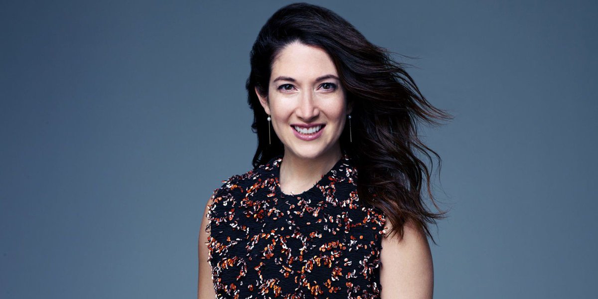 RoopCreative's tweet image. “You can wear a pink dress, and be girly, and also be a total badass.” buff.ly/2w3ODew #girlpower #dreambig