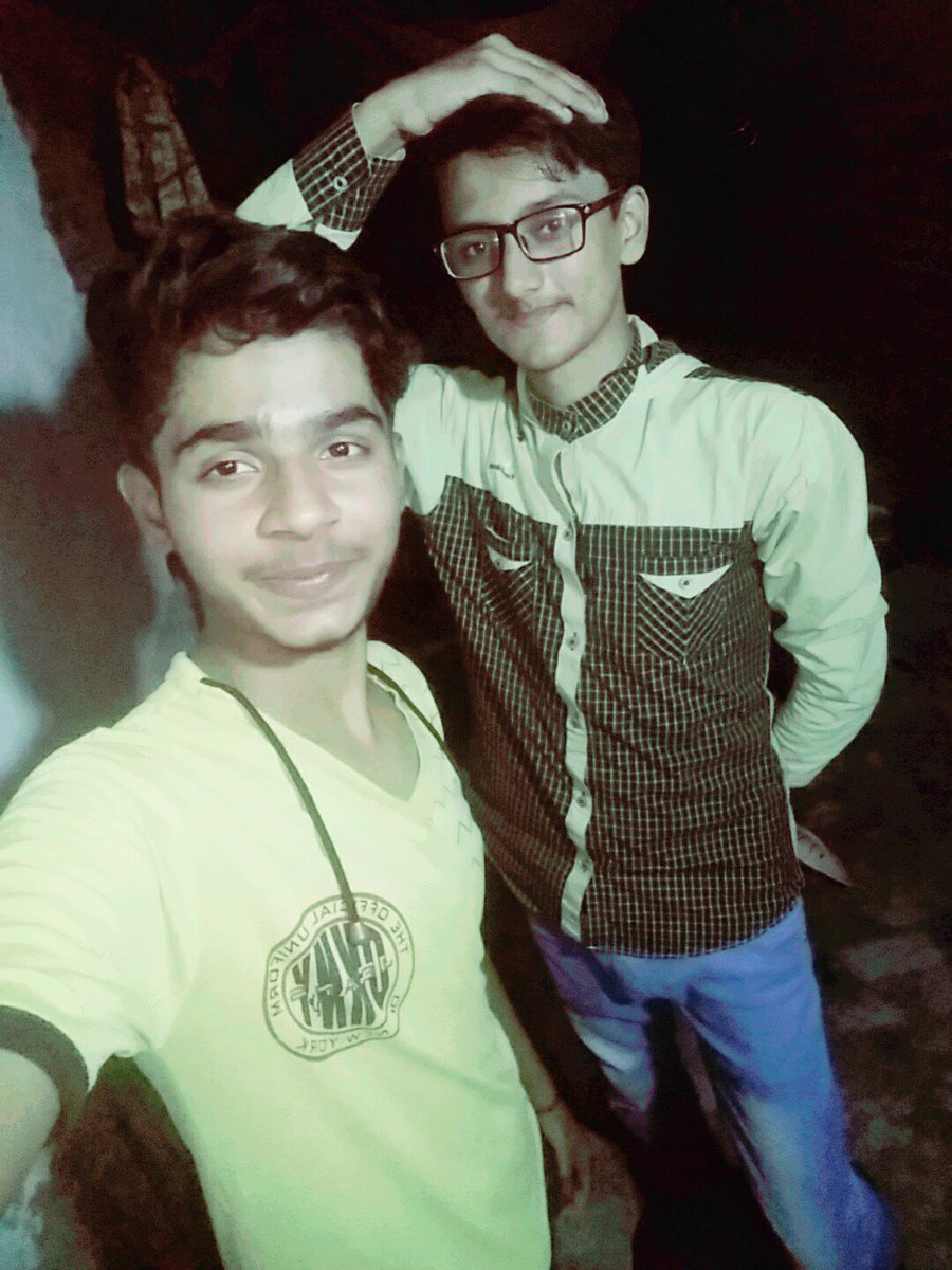 Aftab2733's tweet photo. https://t.co/US6H6FjeOB