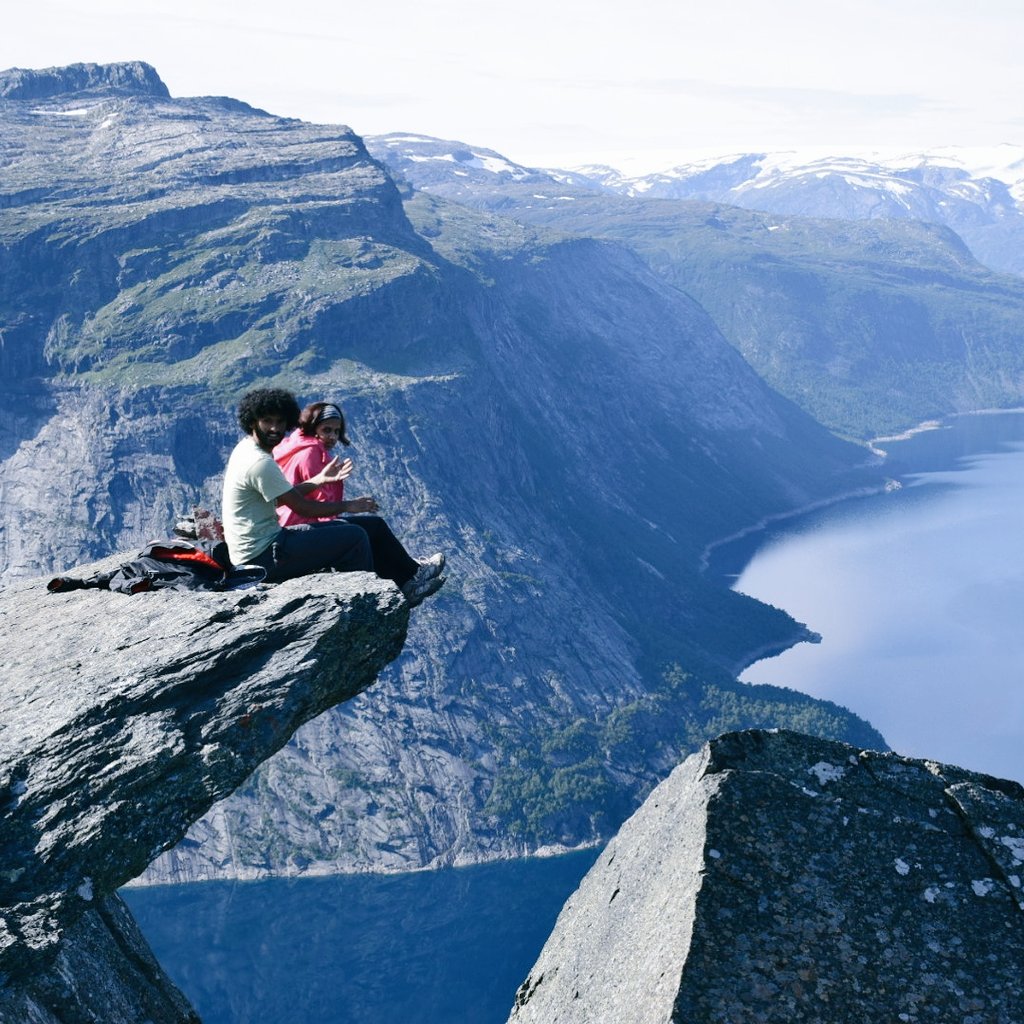 rosealappatt's tweet photo. Chilling on the edge #BUCKETLIST #trolltunga #adventure #travel #mountains #gypsysoul #norway https://t.co/oUF3H1hE2Q