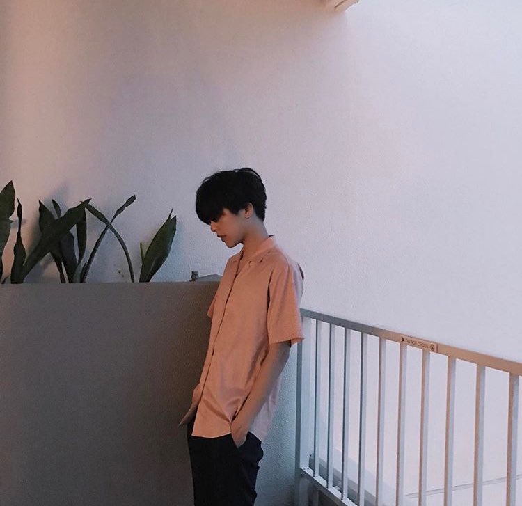 tempcst's tweet image. ʜᴇʟᴘ ᴍᴇ ɴᴏᴡ, ʟᴏɴᴇʟʏ ʟᴏᴠᴇʀ. 

🍂