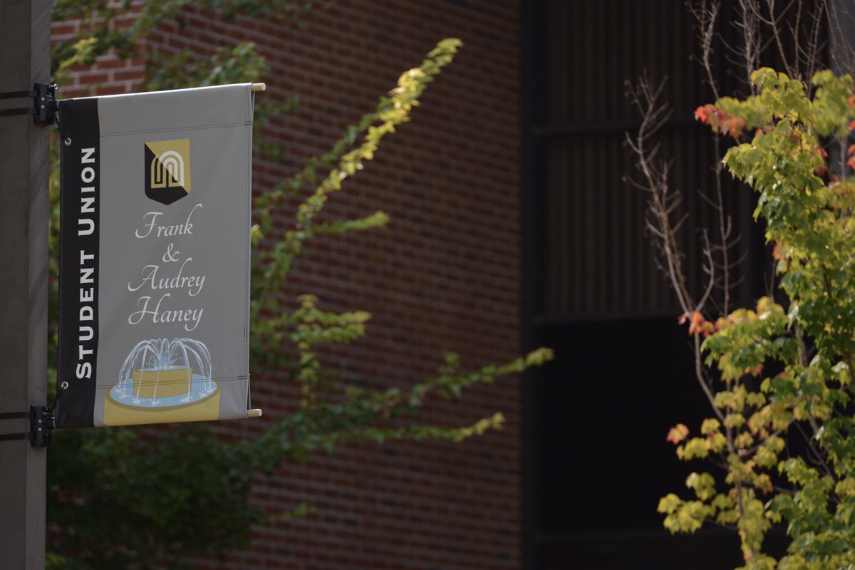 nemccpix's tweet photo. #NEMCC has placed new banners across campus to help welcome visitors to #NETigerNation. #GrowNortheast https://t.co/jVWkXJ9a5U