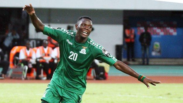 BBCAfrica's tweet photo. 2018 World Cup: Zambia close gap on Group B leaders Nigeria https://t.co/kameYcoT6e https://t.co/4bjVc45GK8