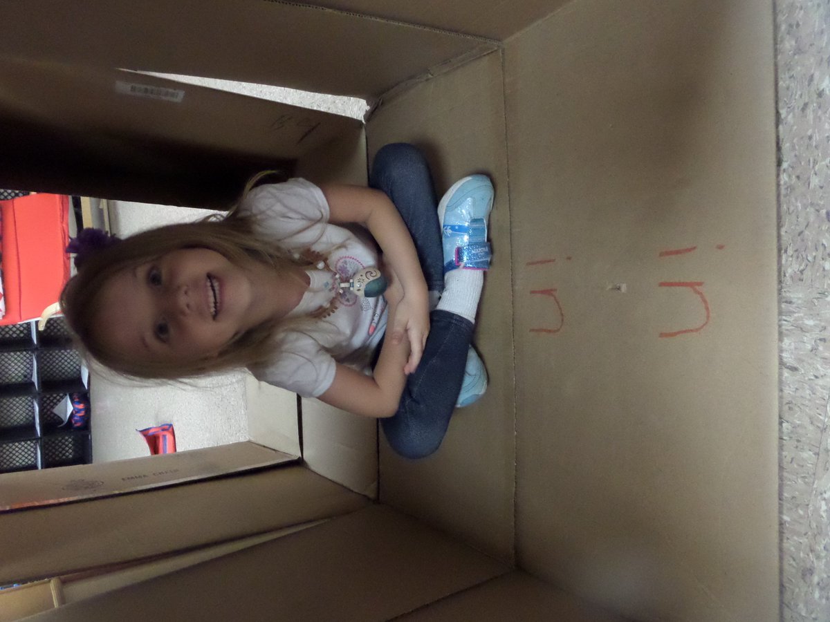 LeppanenShari's tweet photo. KDG Students Room 18 are on a scavenger hunt searching "in" box tunnels looking for their sight word "in". @RBElementary https://t.co/fFqY4Ip210