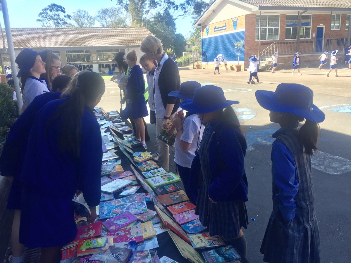 ccsi_dbb's tweet photo. Celebrating Indigenous Literacy Day with our @IndigenousLF #greatbookswap  #ILD2017 https://t.co/ZILp6Rshlq