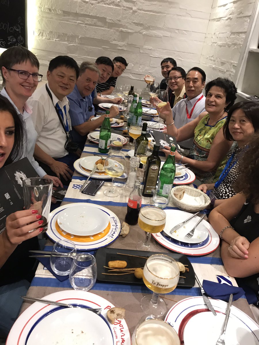 sirfrasersays's tweet photo. The plenary speakers join with the organizers of the #isnsc in Naples to partake of some of the best pizzas in the city at the Pizzagourmet. https://t.co/pWLYAnM1JW