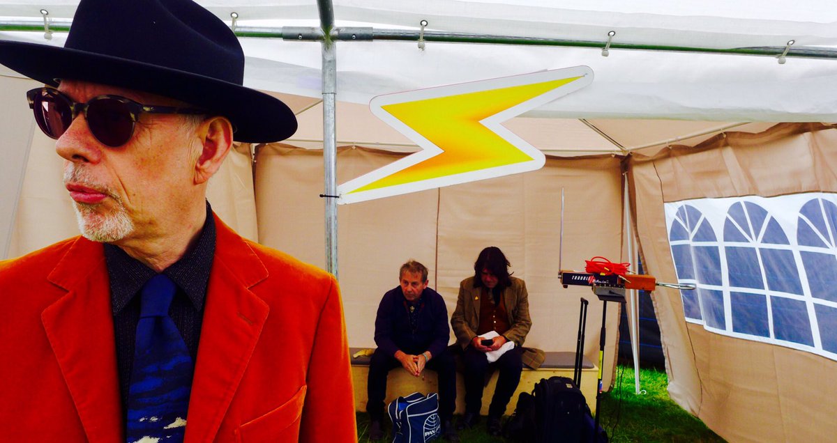 TroublePilgrims's tweet photo. RapidMoments #Ep2017 #SnakeOilCarnival #TroublePilgrims #theremin #lookingfortrouble #EchoSex #deathballads https://t.co/VVxGClEnGD