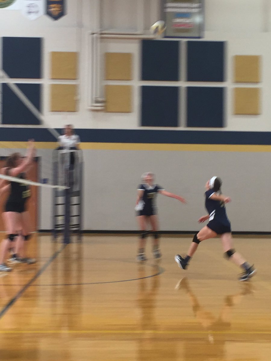 TWMSports's tweet photo. #8VB Lady Bruins 25-17 over Lebanon in first set #GoodThingsBruin @triwestvolley https://t.co/C48LbRDs5N