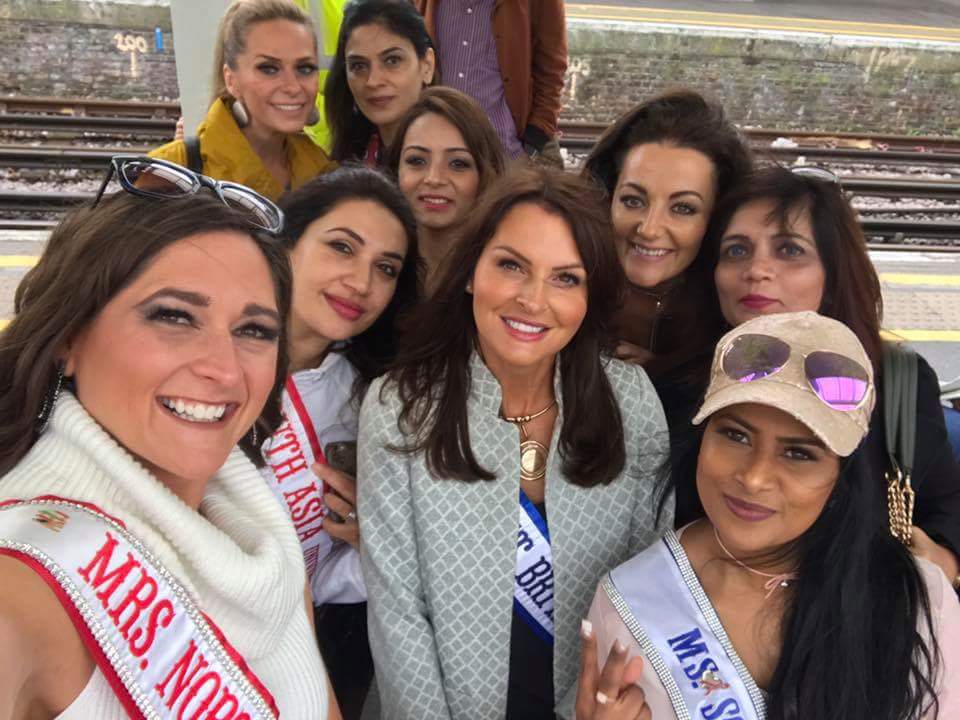 FounderRDF_SA's tweet photo. Day 2: Touring London with the beautiful Ms./Mrs. Universal queens #london #MrsSouthAfricaUniversal #Daredreambelieve 👑 #UniversalPageant https://t.co/ZQapJWzwZ8