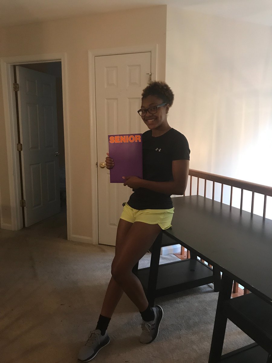 KelleyRPerry's tweet photo. @CCPS  I can't believe it's my baby girl's last year of high school! #2018 #MHS #RamNation https://t.co/377edRbJez