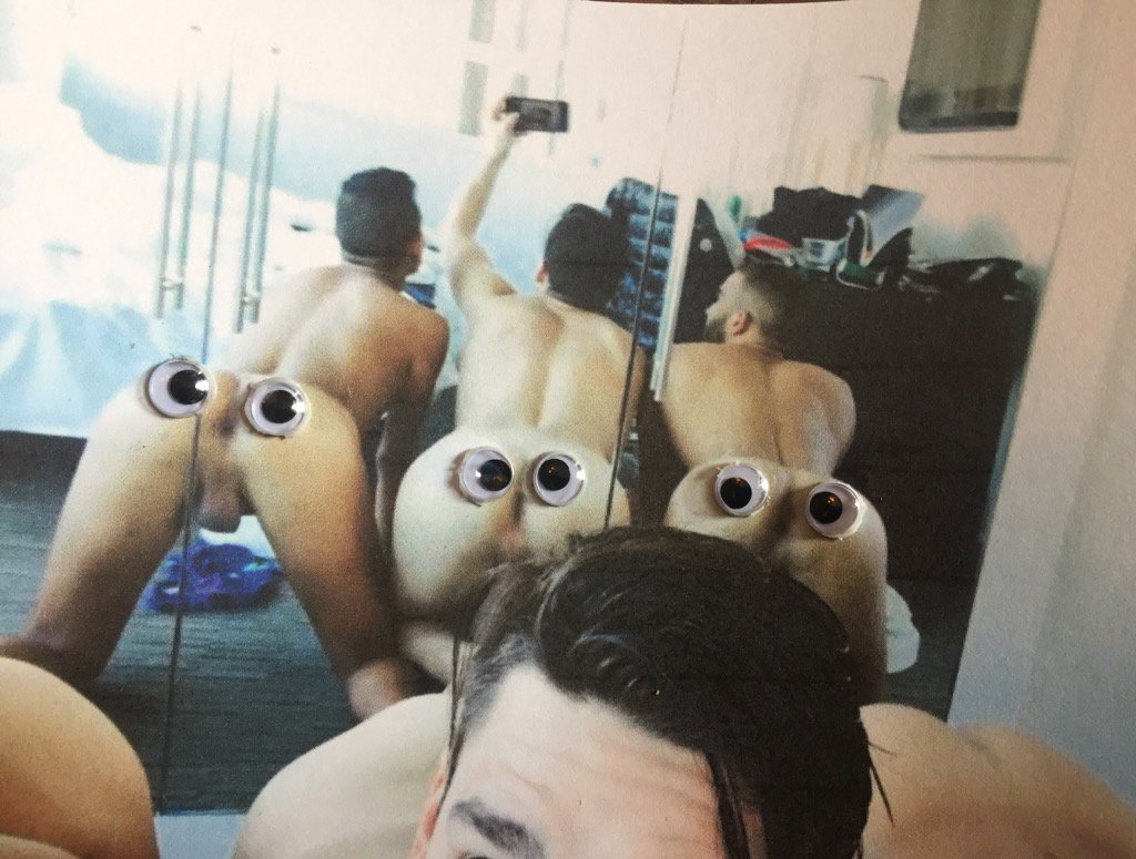 GooglyEye Buttholes tweet media