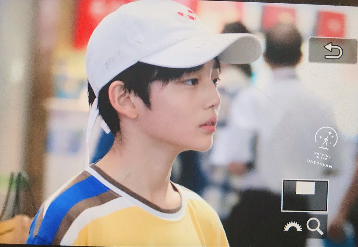 20040809_WITD's tweet photo. 170825 PEK 입국 #YHBOYS #殿甲 #DIANJIA https://t.co/x2rvyPPJjD