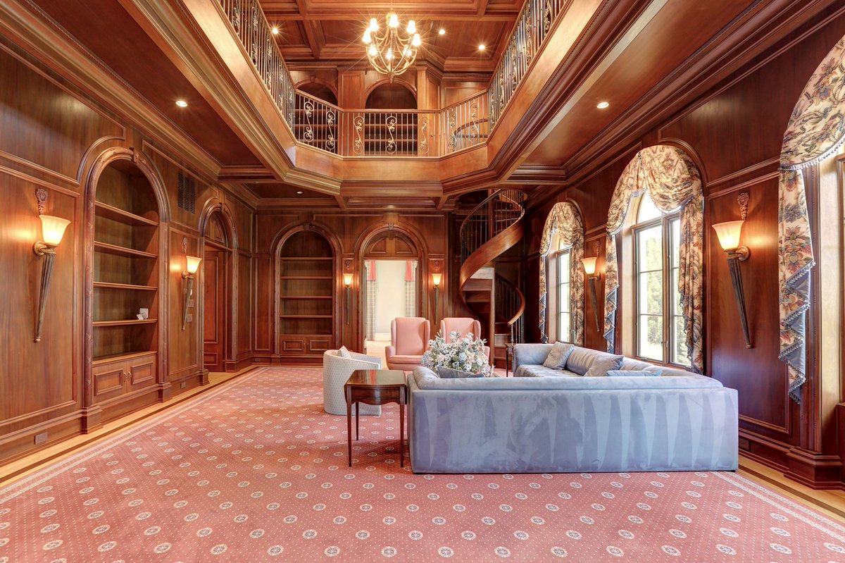 longandfoster's tweet photo. A $10.28 million mansion listed by Fouad Talout in #Potomac, #MD, is this year's #DCDesignHouse! https://t.co/RSvgIV5oCj https://t.co/oS14aBklqP