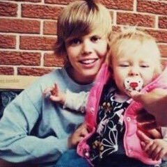 FlawlessxxDrew's tweet photo. tamam hadi şimdi friends çalın  #DreamTVdeBüyükFinal #JustinBieber https://t.co/i1iPEzJZXp