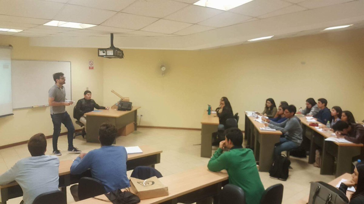 cedipusmp's tweet photo. Los alumnos de la Universidad Carlos III de Madrid y el equipo CEDIP en pleno entrenamiento para el MINJUSMUN. https://t.co/80Ok93MAgI