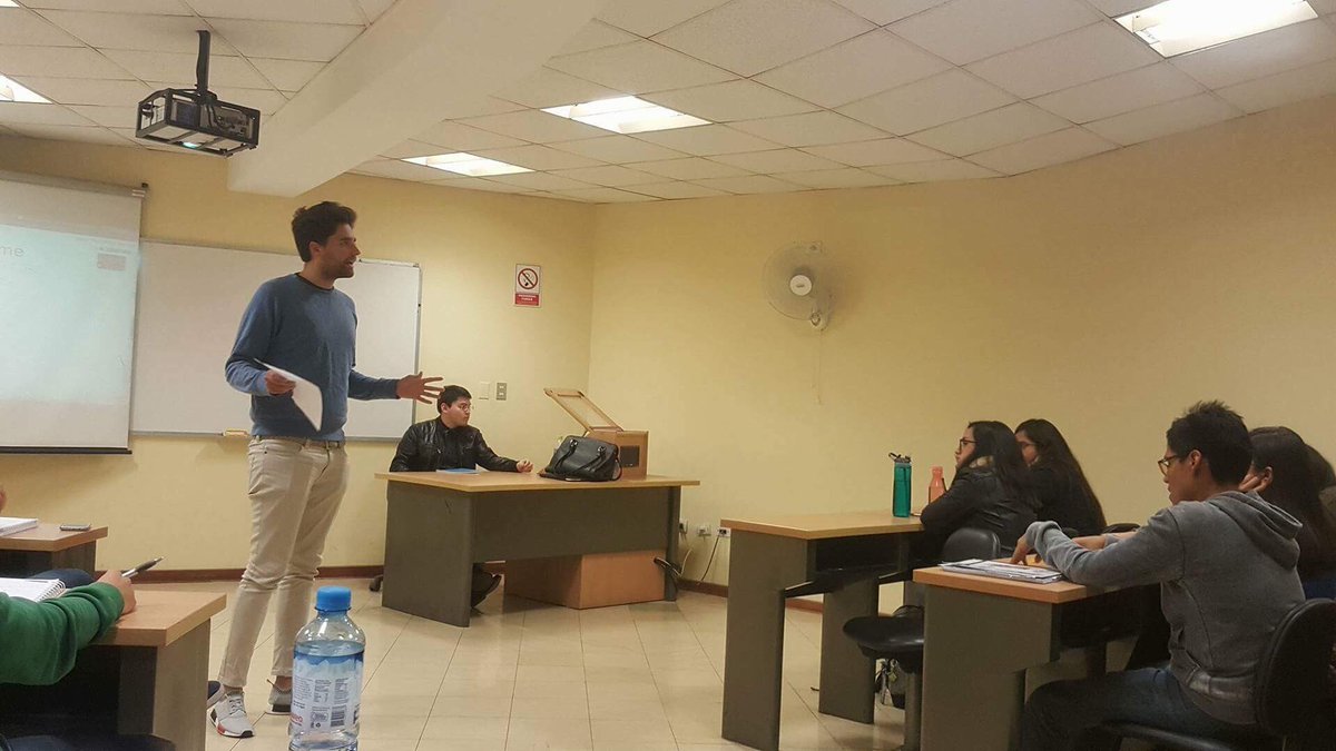 cedipusmp's tweet photo. Los alumnos de la Universidad Carlos III de Madrid y el equipo CEDIP en pleno entrenamiento para el MINJUSMUN. https://t.co/80Ok93MAgI