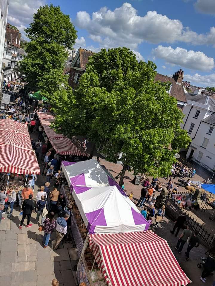 ThePantiles's tweet photo. The Harvest Food Festival returns to #ThePantiles on 8-10 September! RT! 😋 #tunbridgewells #kenthour
https://t.co/Yp2yoc1TbY https://t.co/wWS93jJ8CM