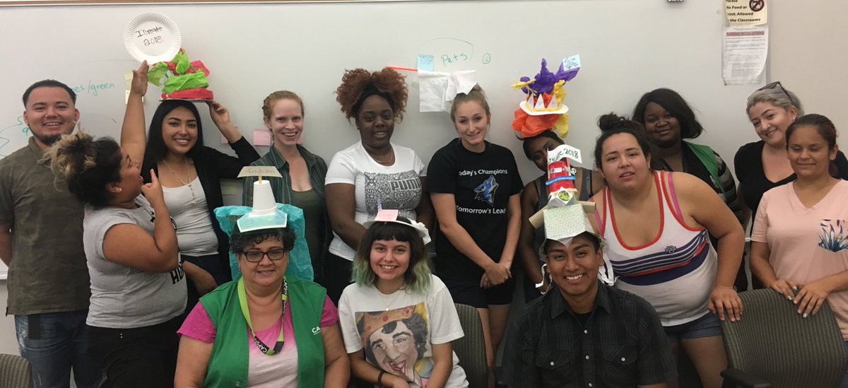 Marybwalls's tweet photo. What a great first #iCreate2018 session! It was all about #EnviroLiteracy π¦π³ππ and taking action to better our communities #rootsandshoots https://t.co/5Aa6IQm9i9