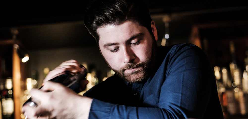 barmagazine's tweet photo. Former bartender Stephen Rutherford has become the new UK brand ambassador for Glenfiddich whisky. https://t.co/tIV0djhE9H @SvenRutherford https://t.co/eWtsp3yg1N