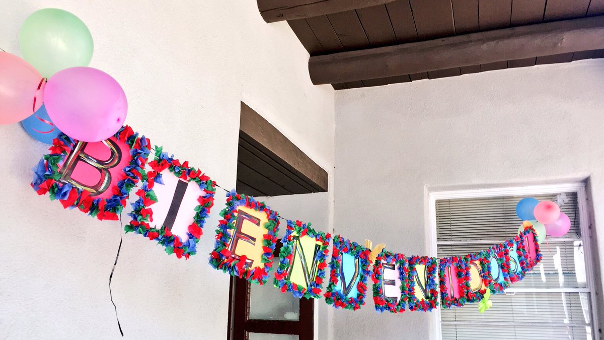 RepLujanGrisham's tweet photo. #TeamMLG had a good time at #RazaJunta, @UNM's #WelcomeBackDays at @ElCentroUNM. https://t.co/nluc23FOpS
