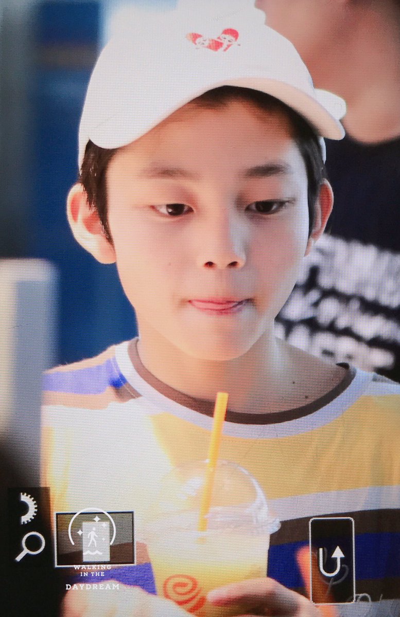 20040809_WITD's tweet photo. 170825 ICN출국 #YHBOYS #殿甲 https://t.co/MY60N6zYXF