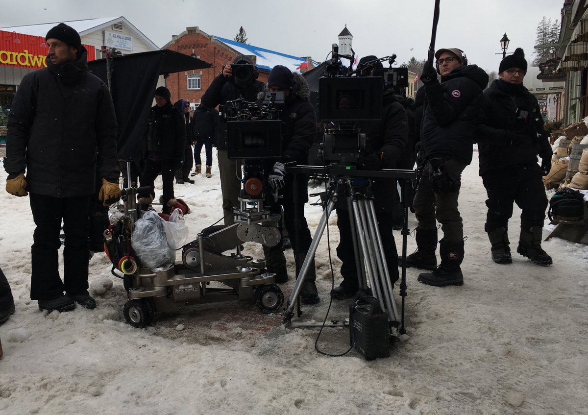 AmybethMcnulty's tweet photo. And these ones too of course! (Plus crew and the production team and more cast!) https://t.co/A2WrJxgSxw