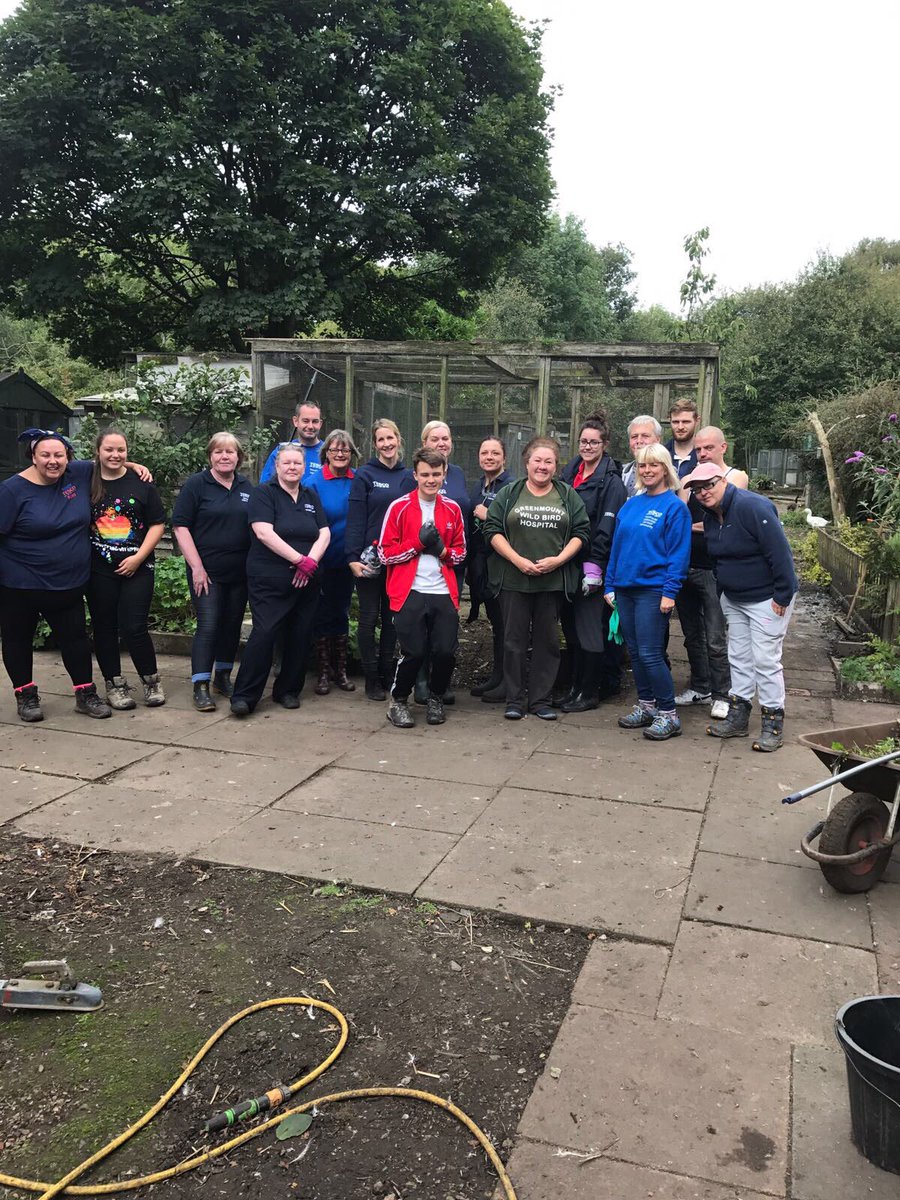 Group 7 community champions visited green mount bird sanctuary today clearing foliage <a href="/PamCTaylor/">PamTaylor</a> @Tesco_North <a href="/shirl200/">Shirley</a>