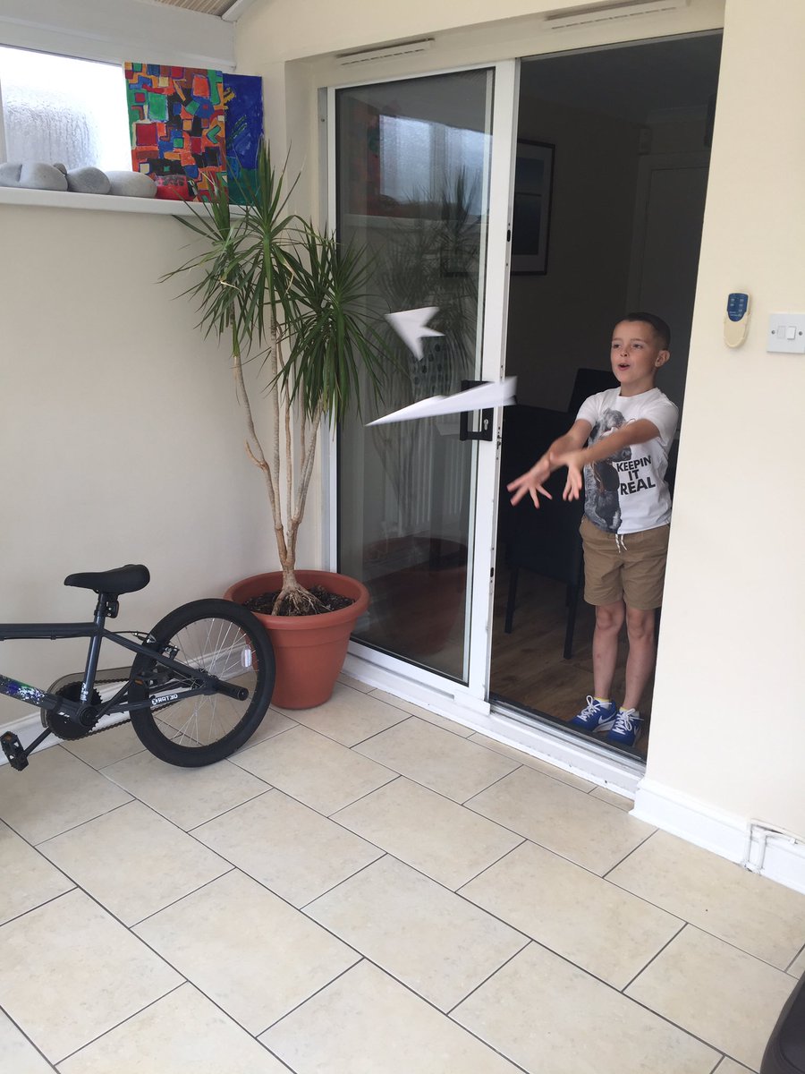 SarahFa87152889's tweet photo. @stfagansMrsC  Harry having fun making various paper planes and seeing how far they can fly !! Summer science challenge 😊 https://t.co/Cwqsi91b6l