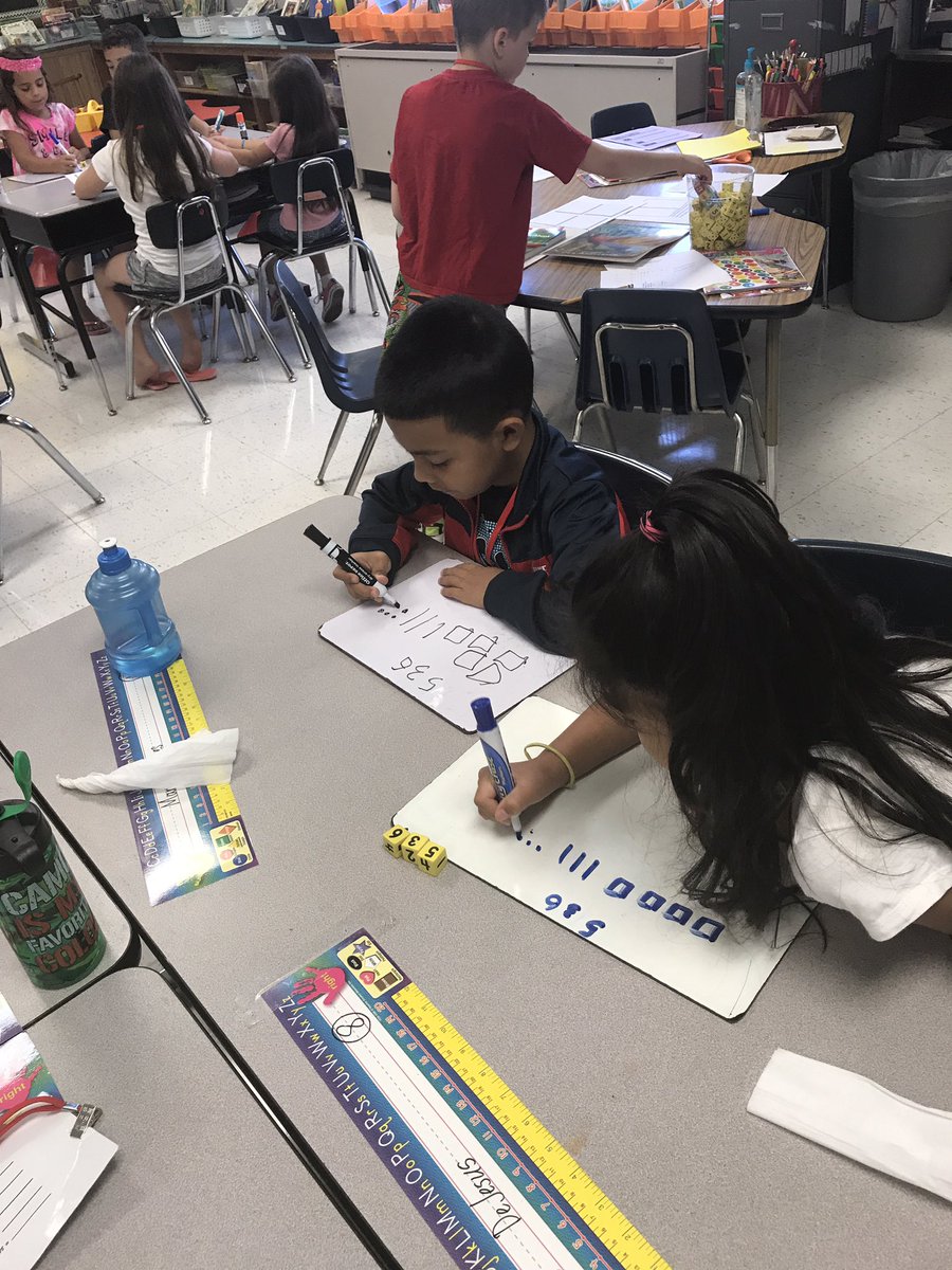 Mrs_Jeffries3's tweet photo. Playing Model the Number! #lufflions #isdstrong #mathrocks https://t.co/uW7tjoX4jm