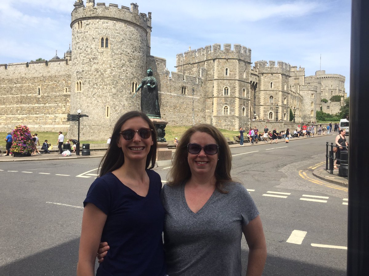 daniella_nolan's tweet photo. In less than 48 hours we'll be back in the UK! Can't wait to use my new suitcase! #TravelTuesday #AXONToronto #worktravel https://t.co/jS9pzMrTp0