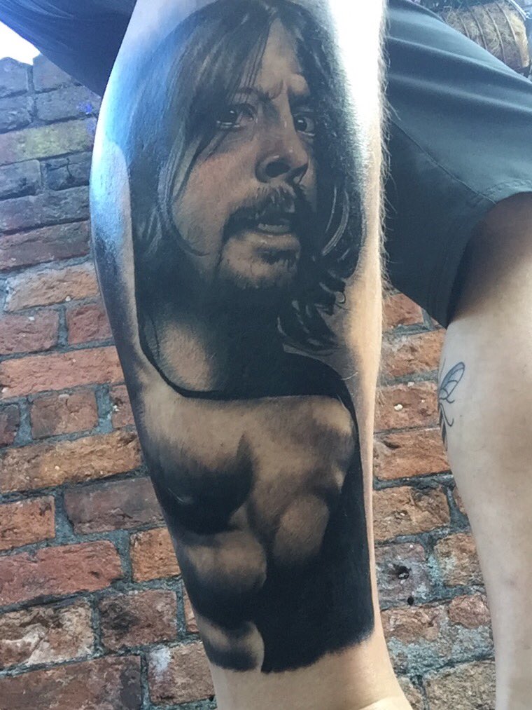 <a href="/foofighters/">Foo Fighters</a>  When you play o2 London, will you sign my leg Dave?