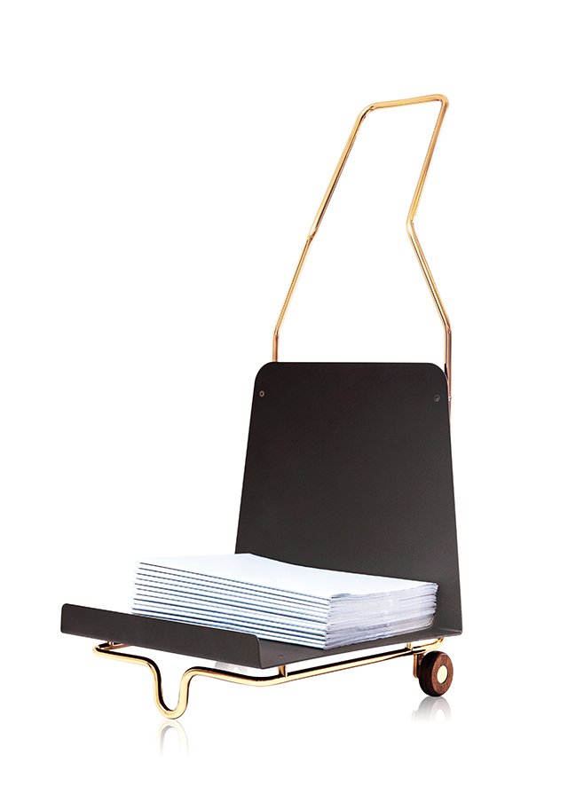 LeMonde2's tweet photo. Il giusto posto dove mettere le proprie riviste secondo #Sollos https://t.co/4Y1XirwPyO #portariviste #superflui #design #giftforhim https://t.co/qWDhUrWF2O